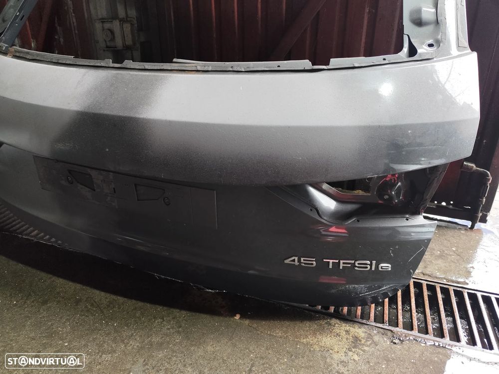 Audi Q3 F3 / TAMPA DA MALA - M336 - 3