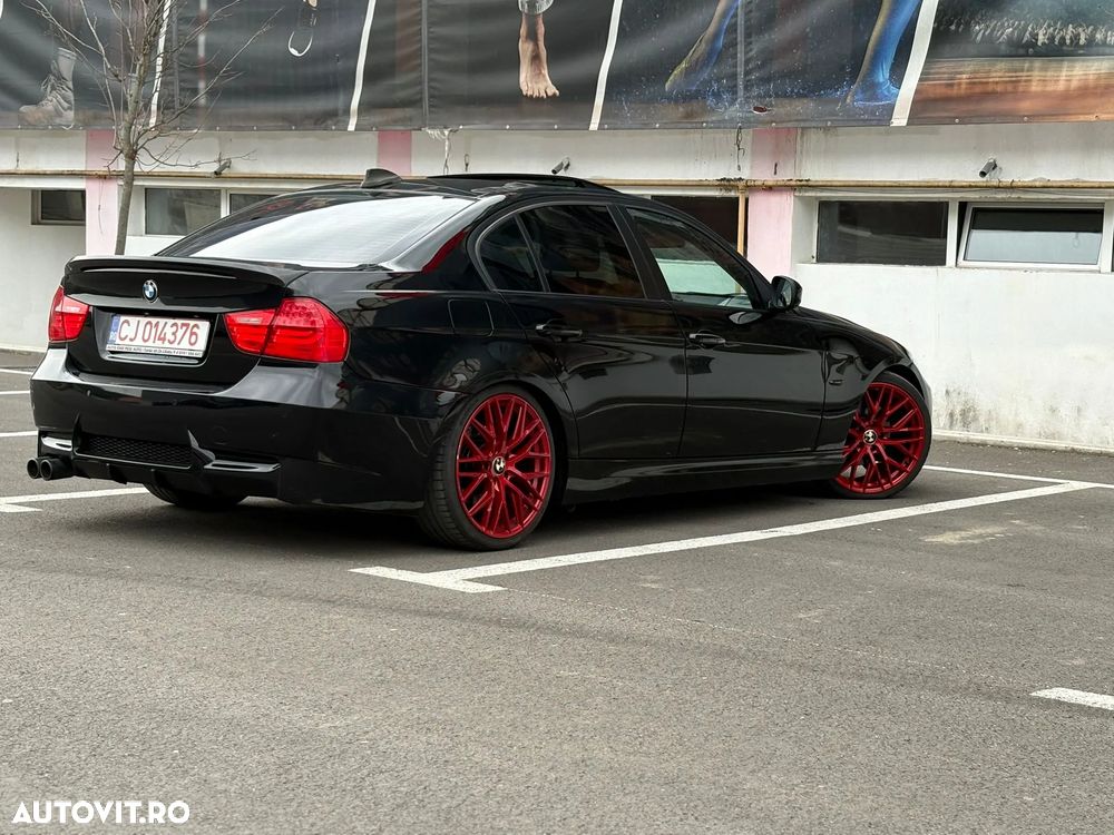 BMW Seria 3 320d DPF Efficient Dynamics Edition - 3