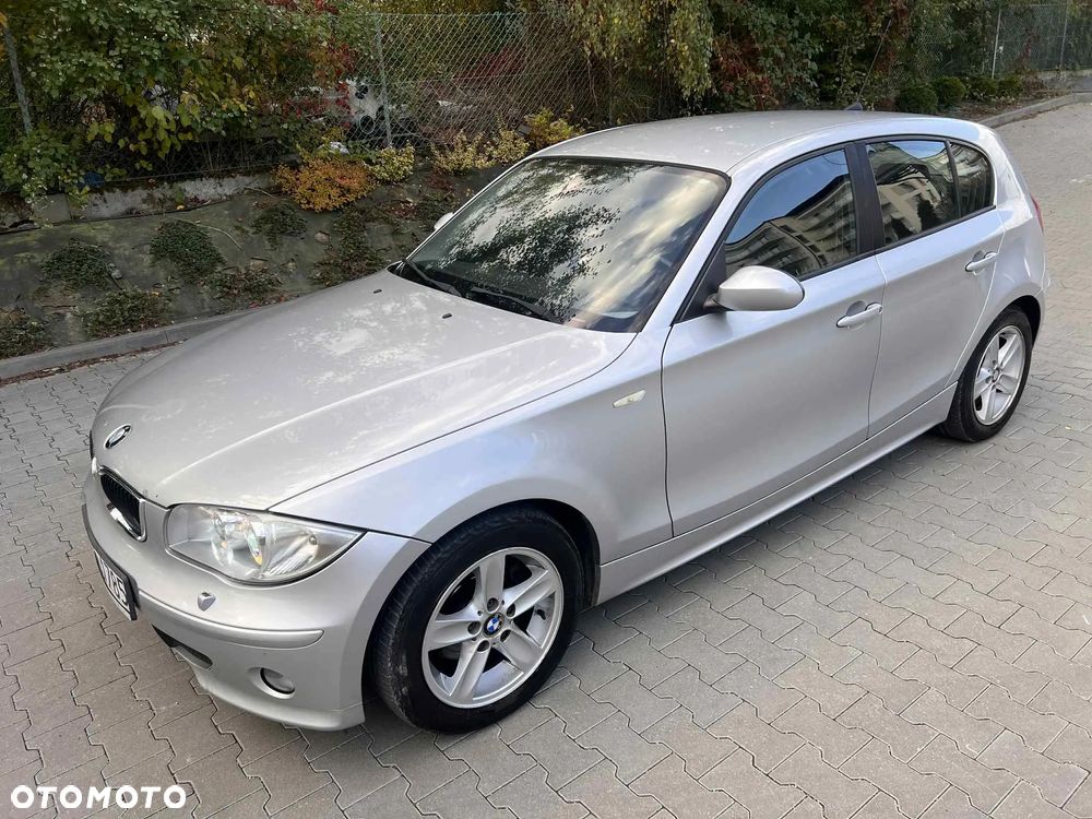 BMW Seria 1 120i - 8