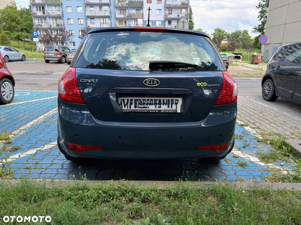 Kia Ceed - 2
