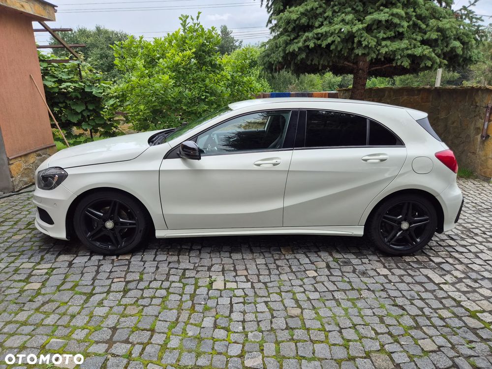 Mercedes-Benz Klasa A 180 AMG Line - 3