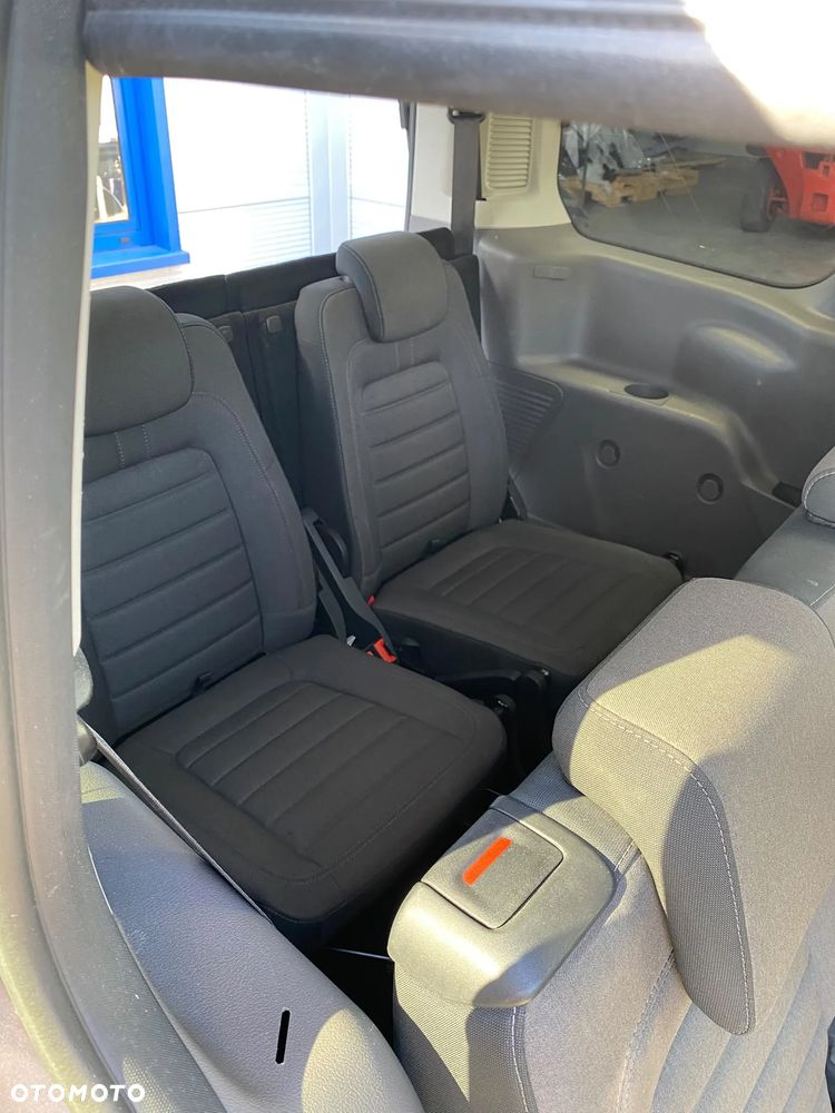 Ford Tourneo Connect - 20