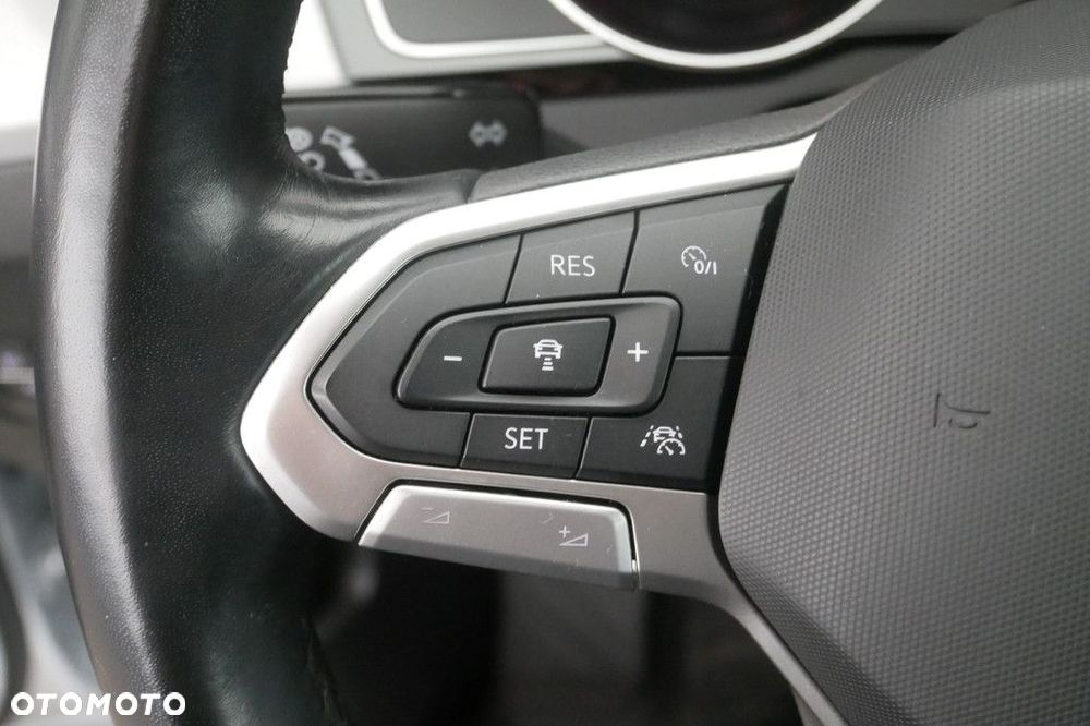 Volkswagen Passat 1.5 TSI EVO Business - 21