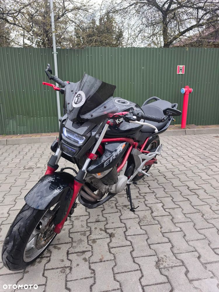 Kawasaki ER - 1