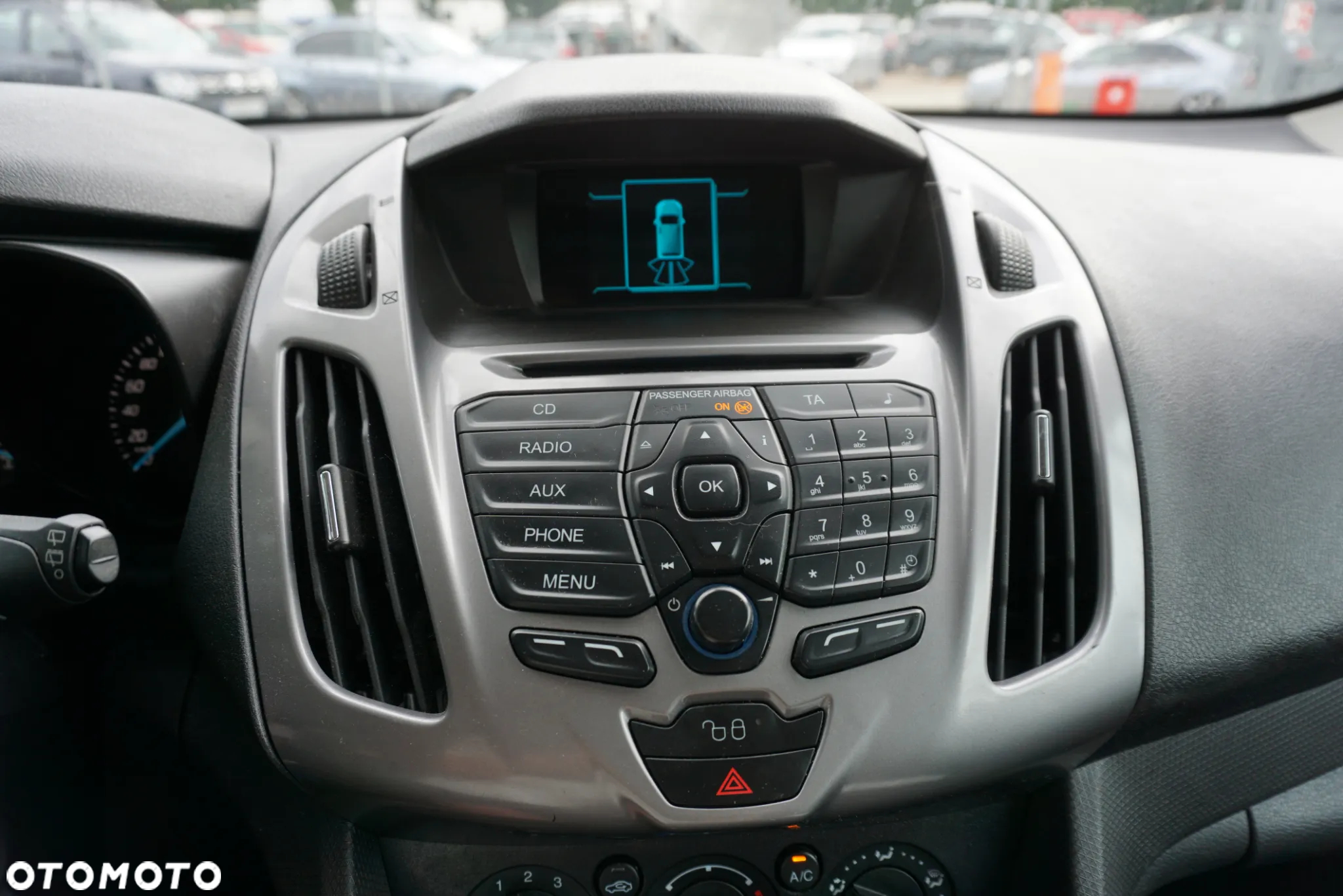 Ford TRANSIT CONNECT LONG - 18