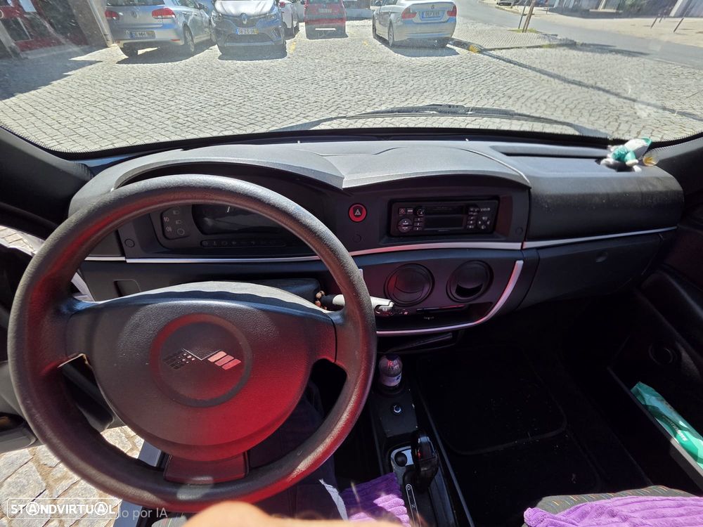 Mitsubishi Pajero - 14