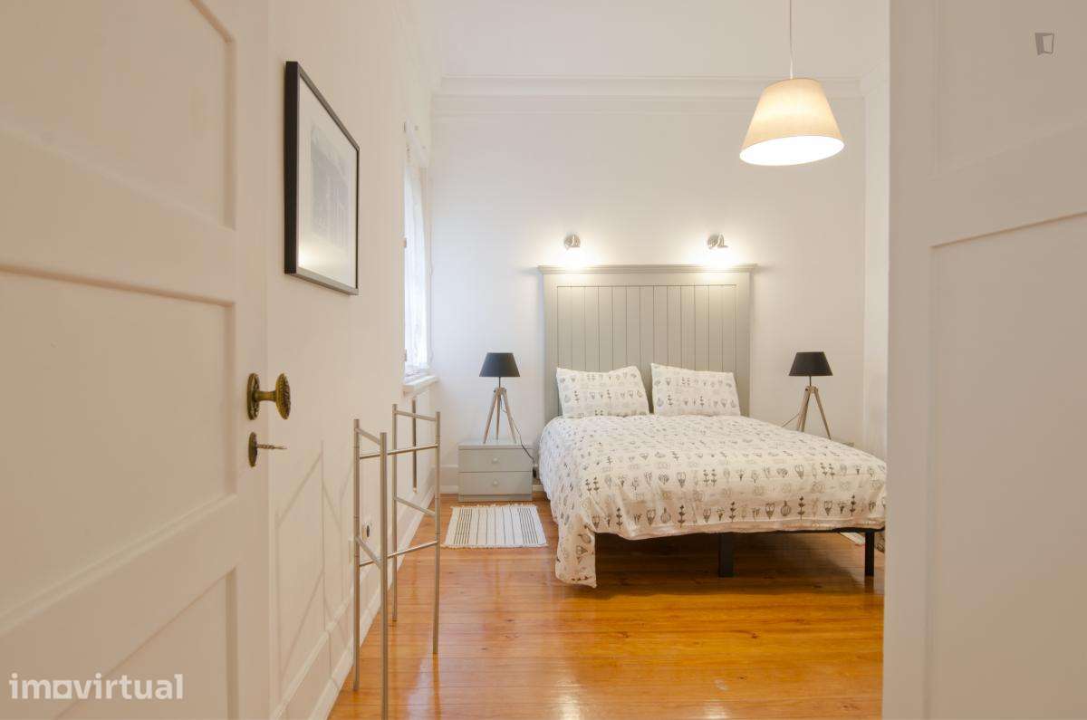 Quarto - localizado em Saldanha Lisbon - Grande imagem: 4/23