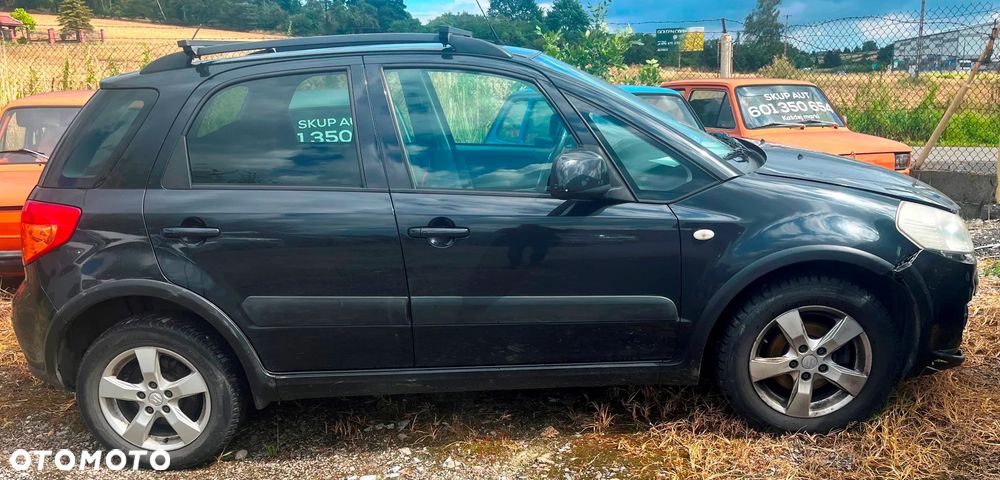 Suzuki SX4 - 1