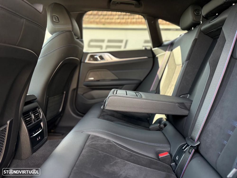 BMW i4 eDrive40 Pack Desportivo M Pro - 38
