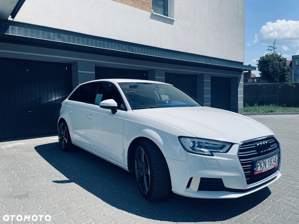 Audi A3 Sportback 2.0 TDI S tronic - 1
