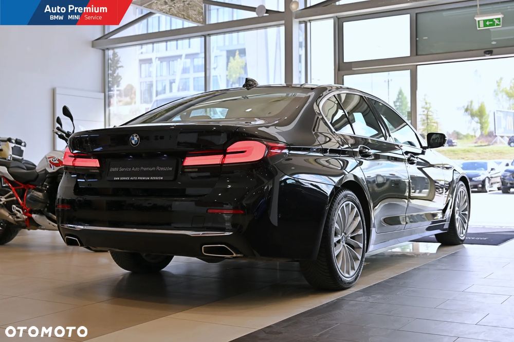 BMW Seria 5 518d - 20