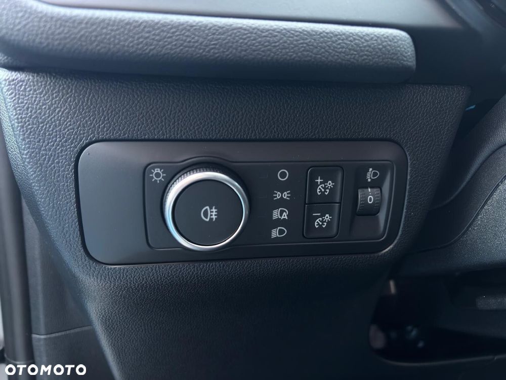 Ford Kuga - 18