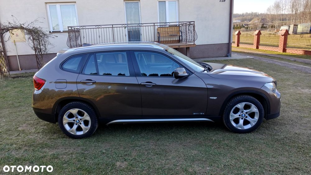 BMW X1 sDrive18d xLine - 9