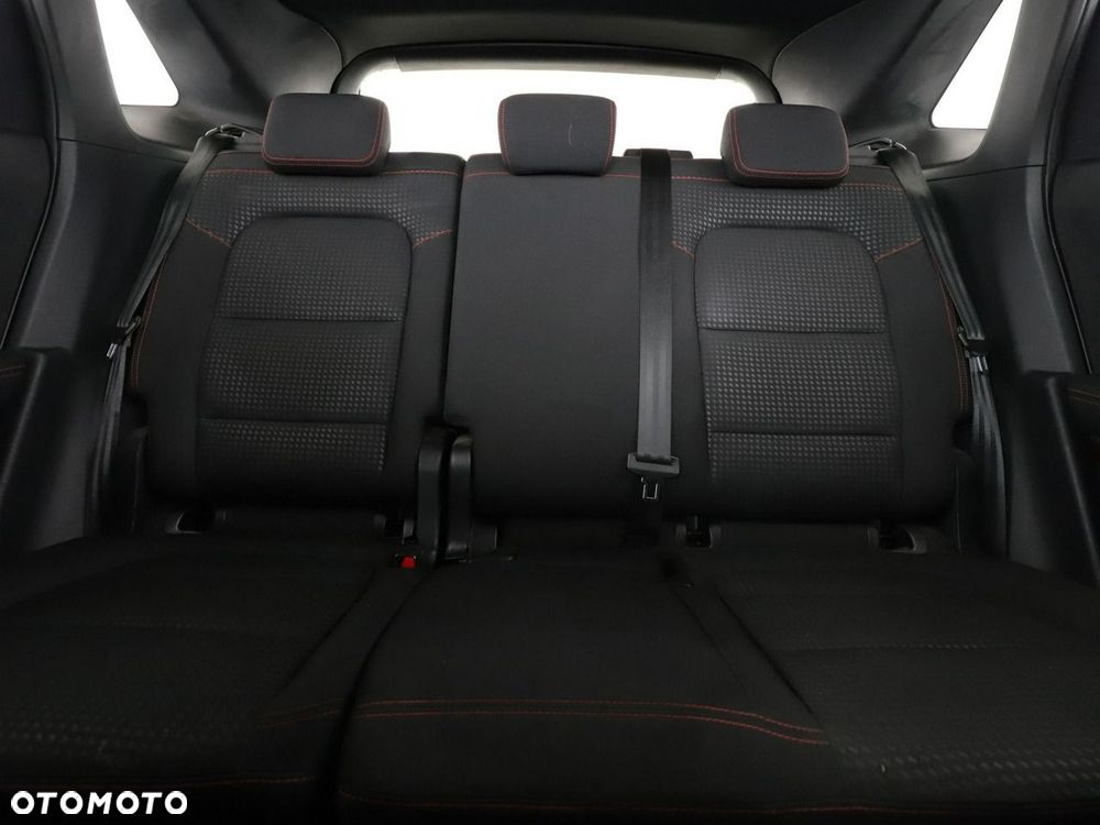 Ford Kuga 2.0 TDCi 2x4 ST-Line - 19