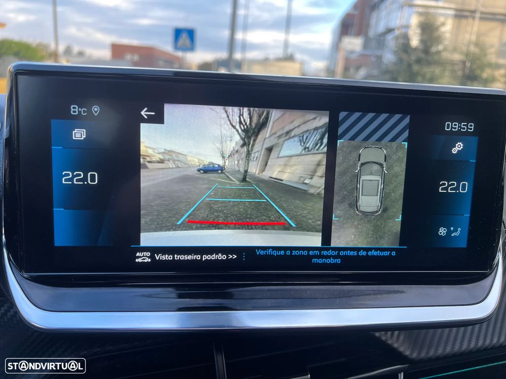 Peugeot 2008 1.2 PureTech GT EAT8 - 6