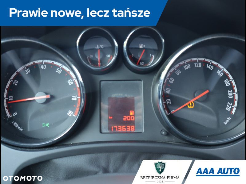 Opel Meriva - 12