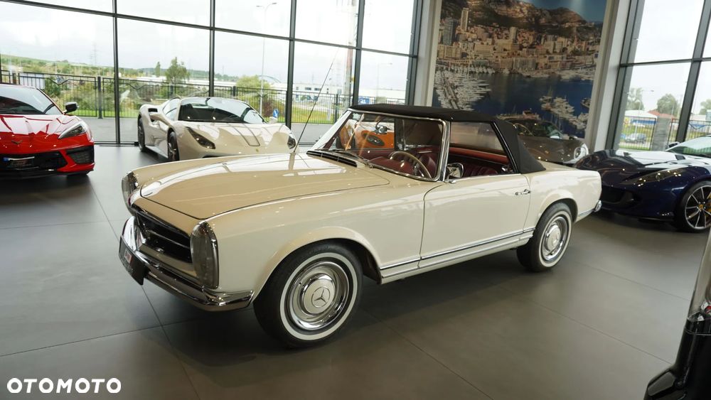 Mercedes-Benz SL - 1