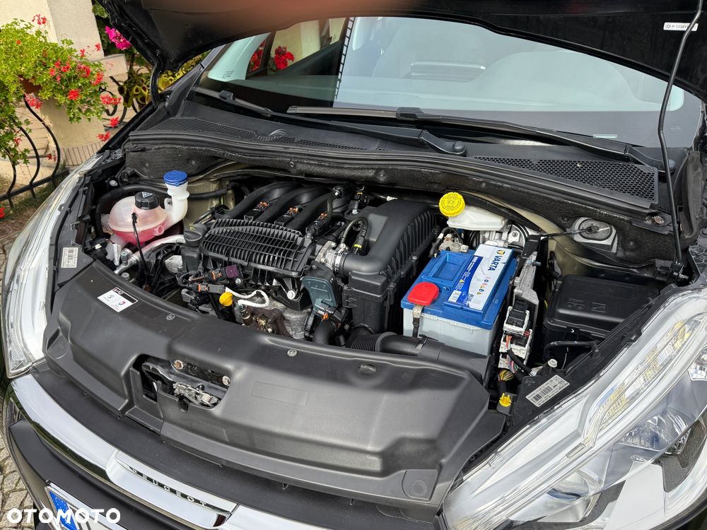 Peugeot 208 1.2 PureTech GPF Allure S&S - 35