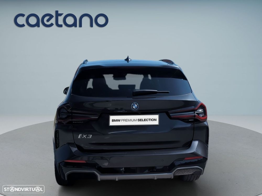 BMW iX3 M Sport Inspiring - 7