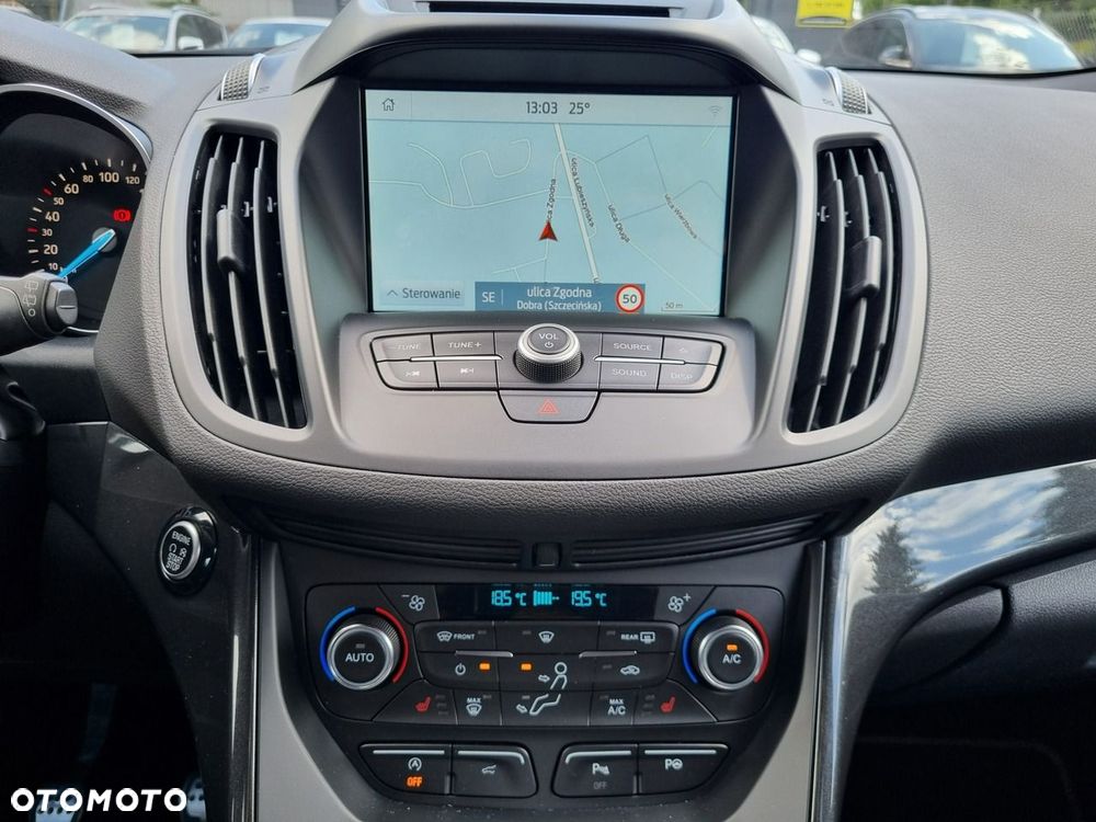 Ford Kuga 1.5 EcoBoost 2x4 ST-Line - 20