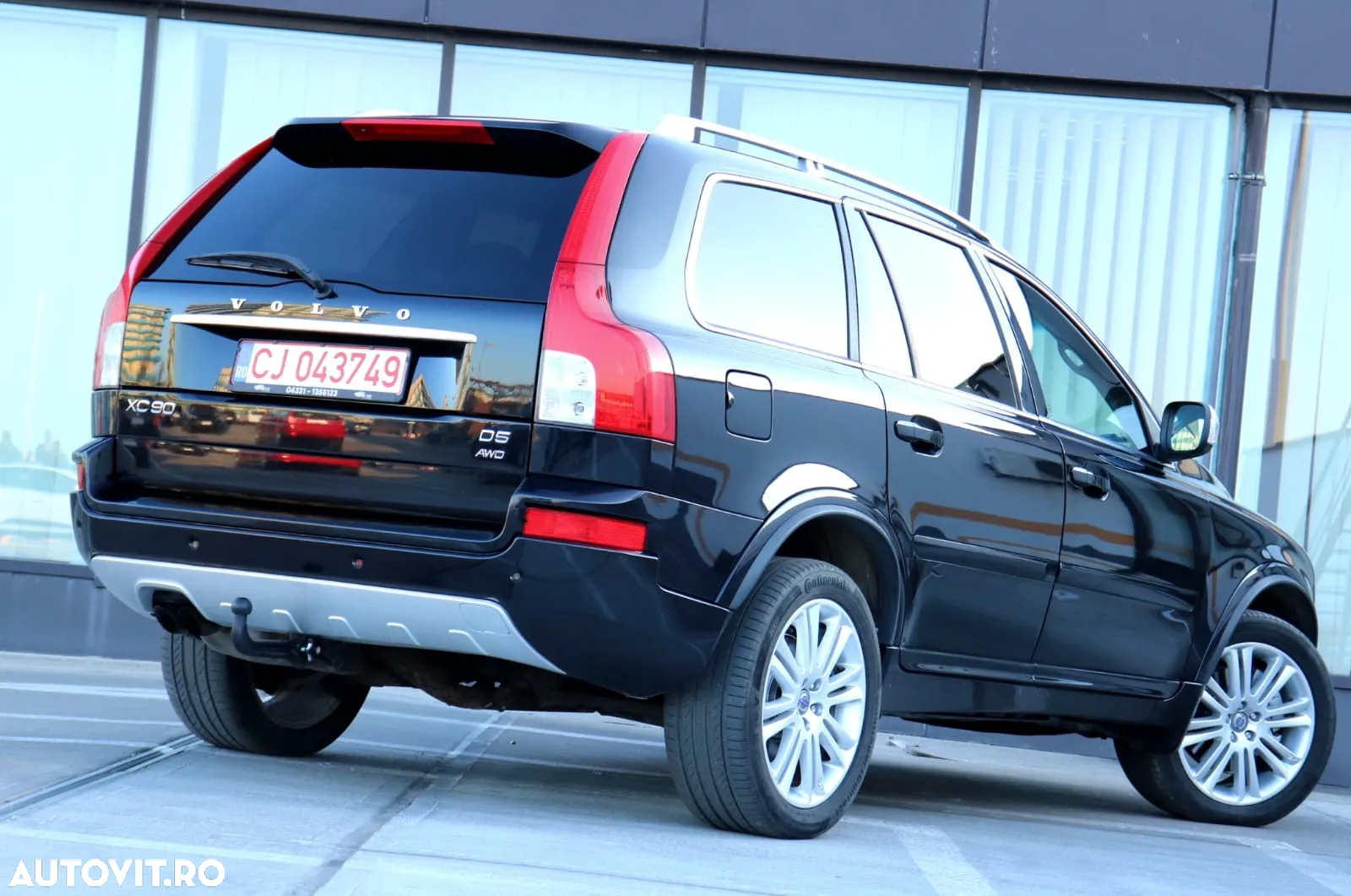 Volvo XC 90 D5 AWD Geartonic Summum - 4