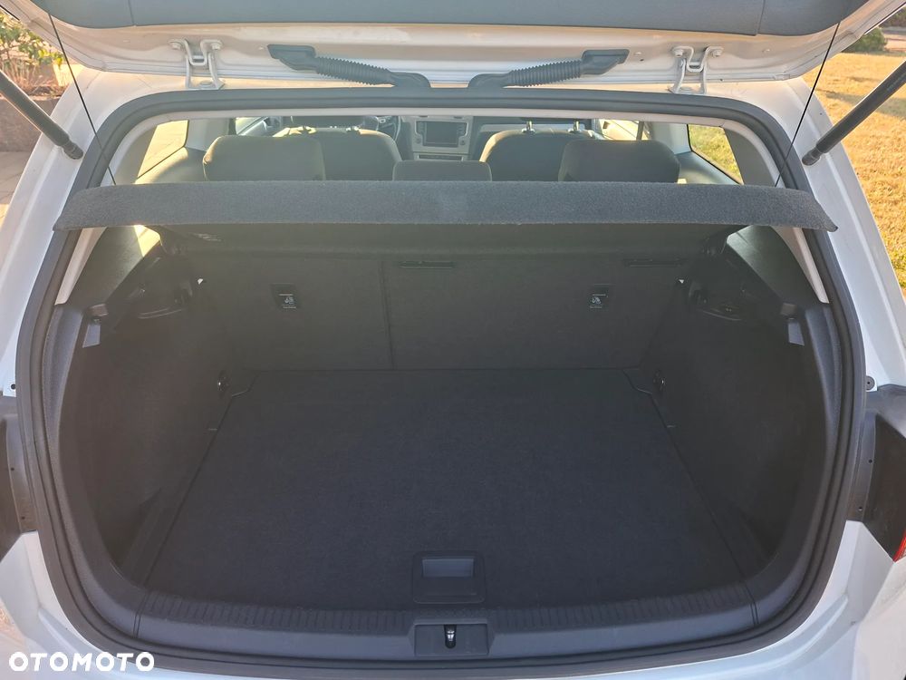 Volkswagen Golf 1.6 TDI BlueMotion Comfortline - 10