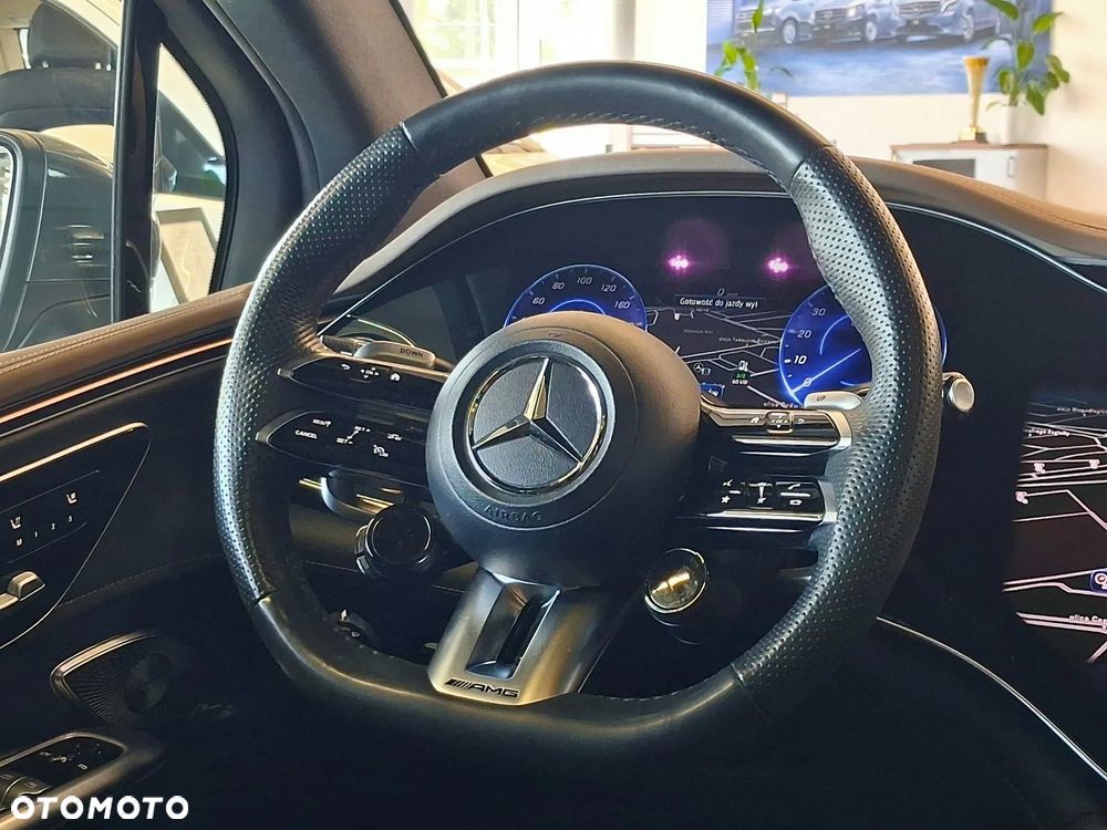 Mercedes-Benz EQE - 11