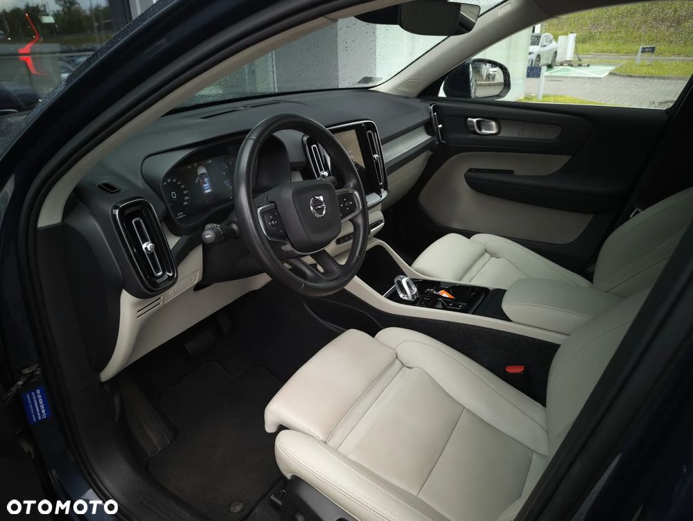 Volvo XC 40 T3 Inscription - 18