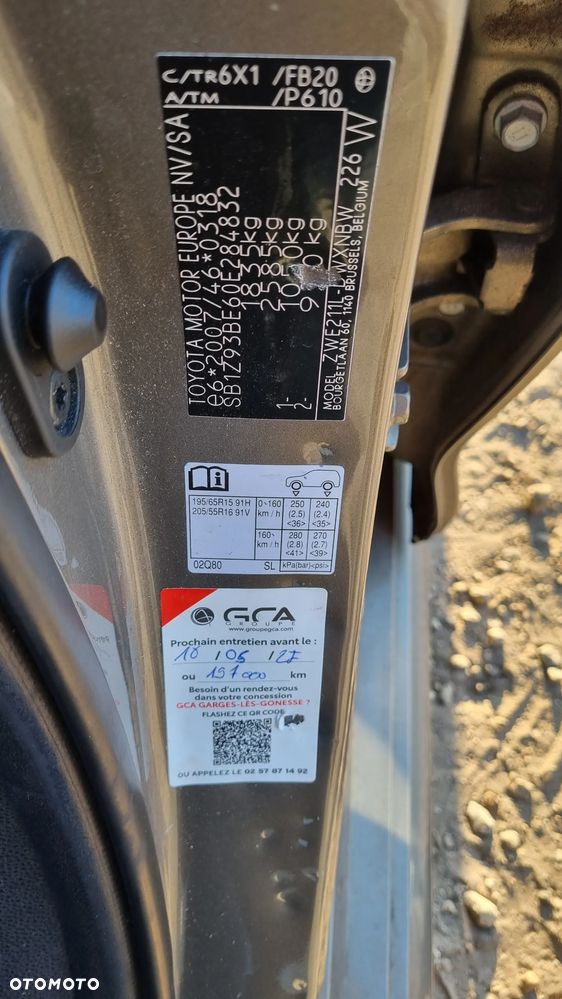 Toyota Corolla 1.8 Business Edition - 25