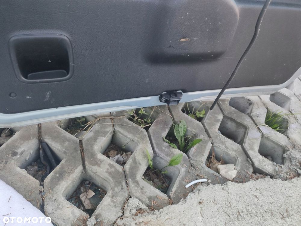 KL KLAPA TYŁ SZYBA RENAULT CLIO II NV632 5 DRZWI - 5