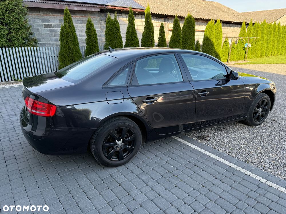 Audi A4 - 4