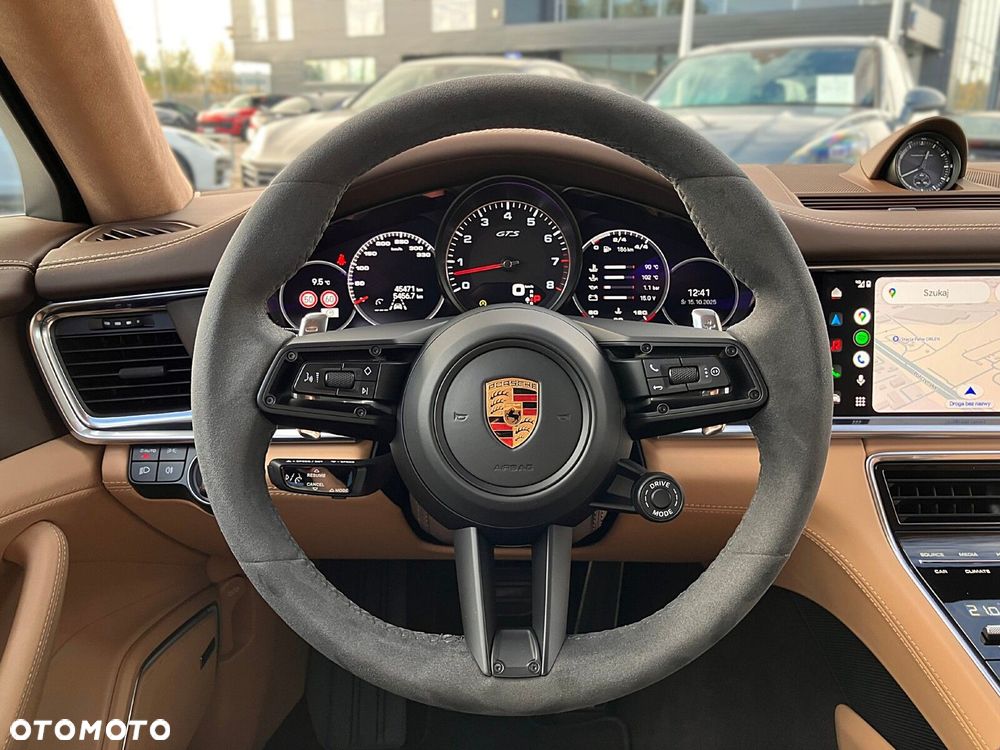Porsche Panamera - 25