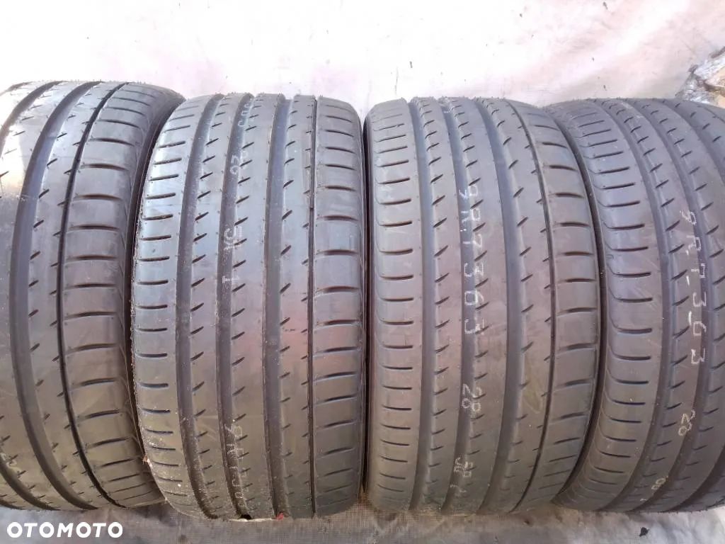 Yokohama Advan Sport V105  265/35 ZR19 98Y 2024 - 1