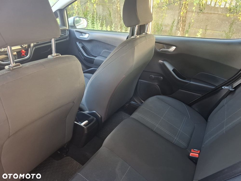 Ford Fiesta - 13