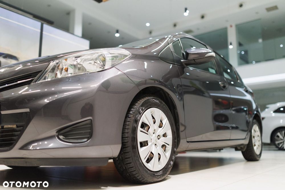 Toyota Yaris - 15