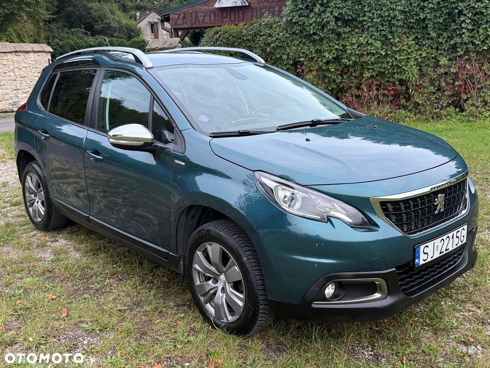 Peugeot 2008 1.2 Pure Tech Style - 5