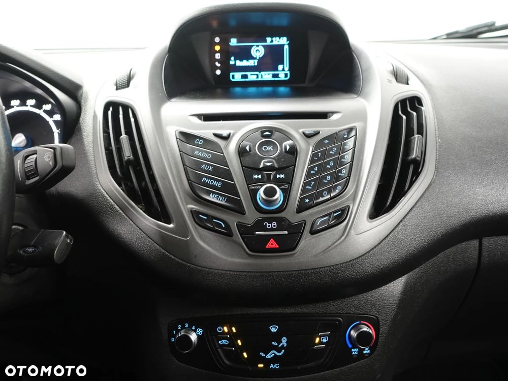 Ford Transit COURIER - 29