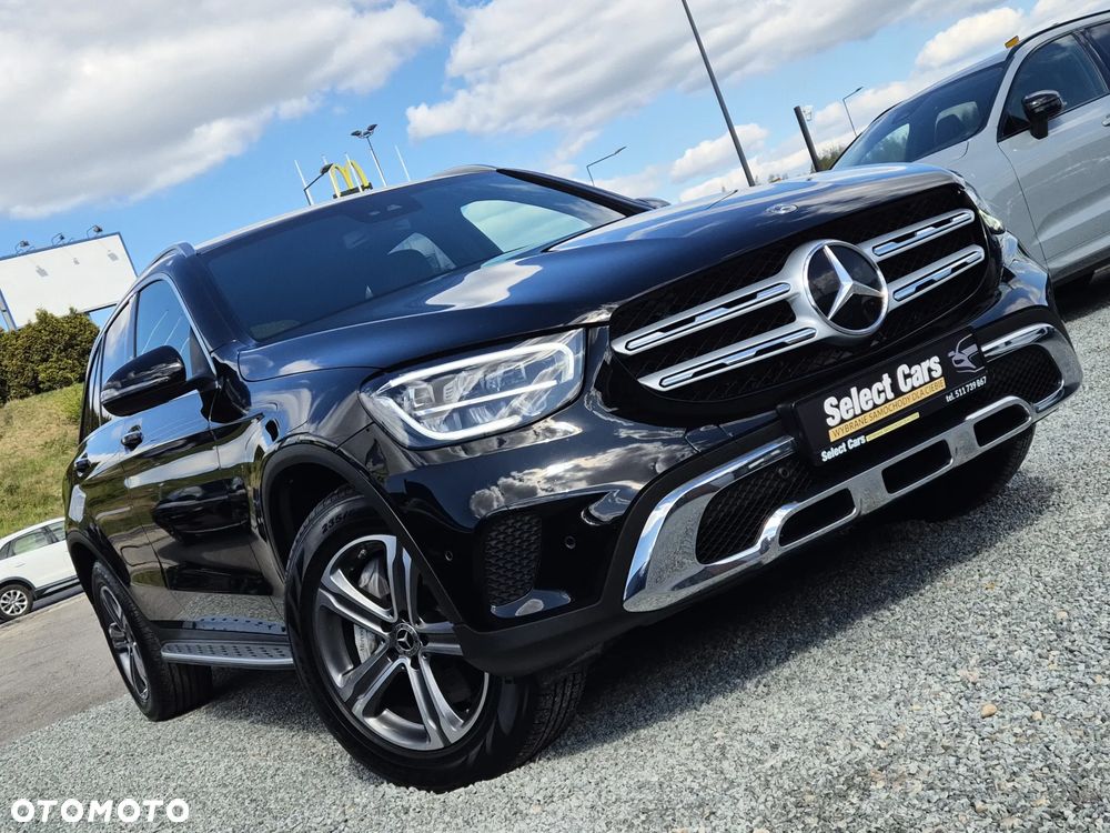Mercedes-Benz GLC 300 e 4-Matic - 3