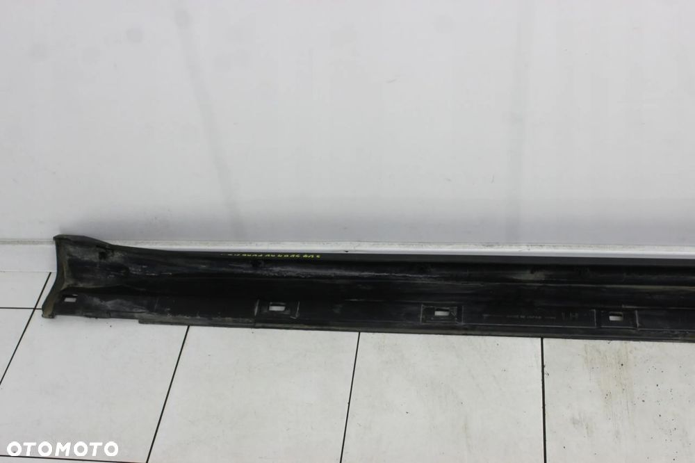 LISTWA PROGOWA LEWA LEWY PRÓG FORESTER II LIFT 05R- - 5