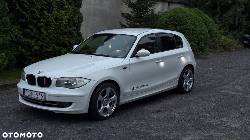 BMW Seria 1 116i - 17