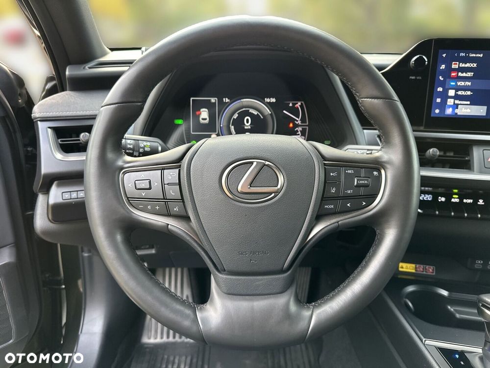 Lexus UX 250h GPF Business 2WD - 16