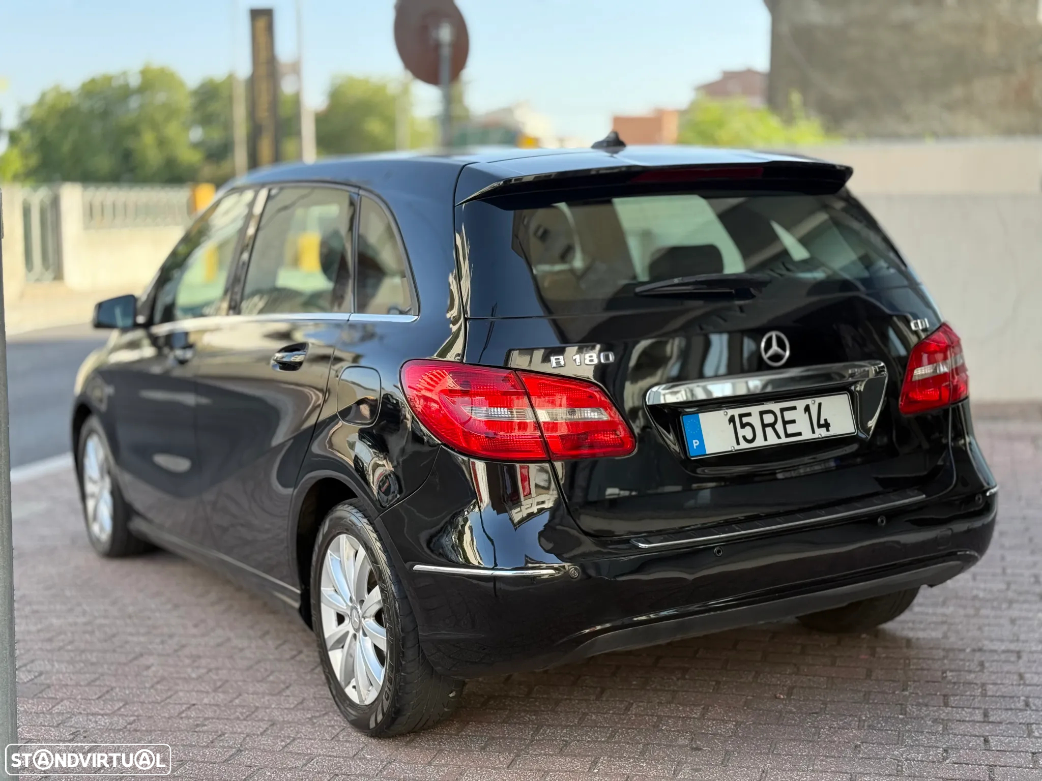 Mercedes-Benz B 180 CDI (BlueEFFICIENCY) 7G-DCT - 2