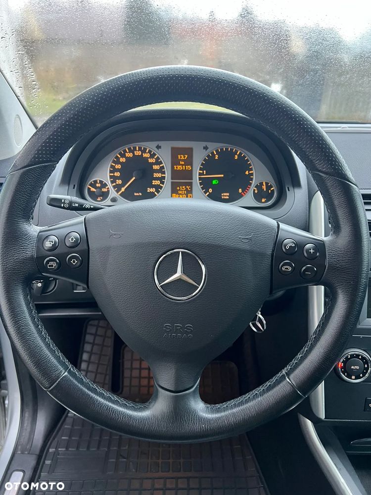 Mercedes-Benz Klasa A 200 CDI Autotronic Avantgarde - 16