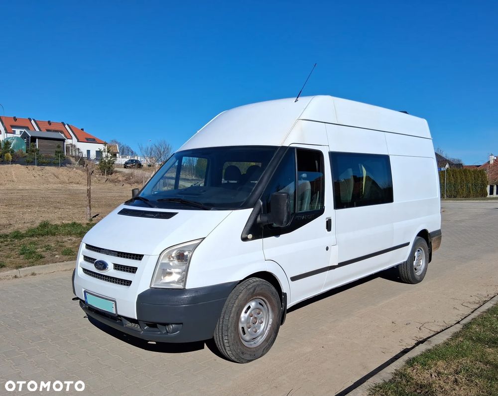 Ford Transit - 1