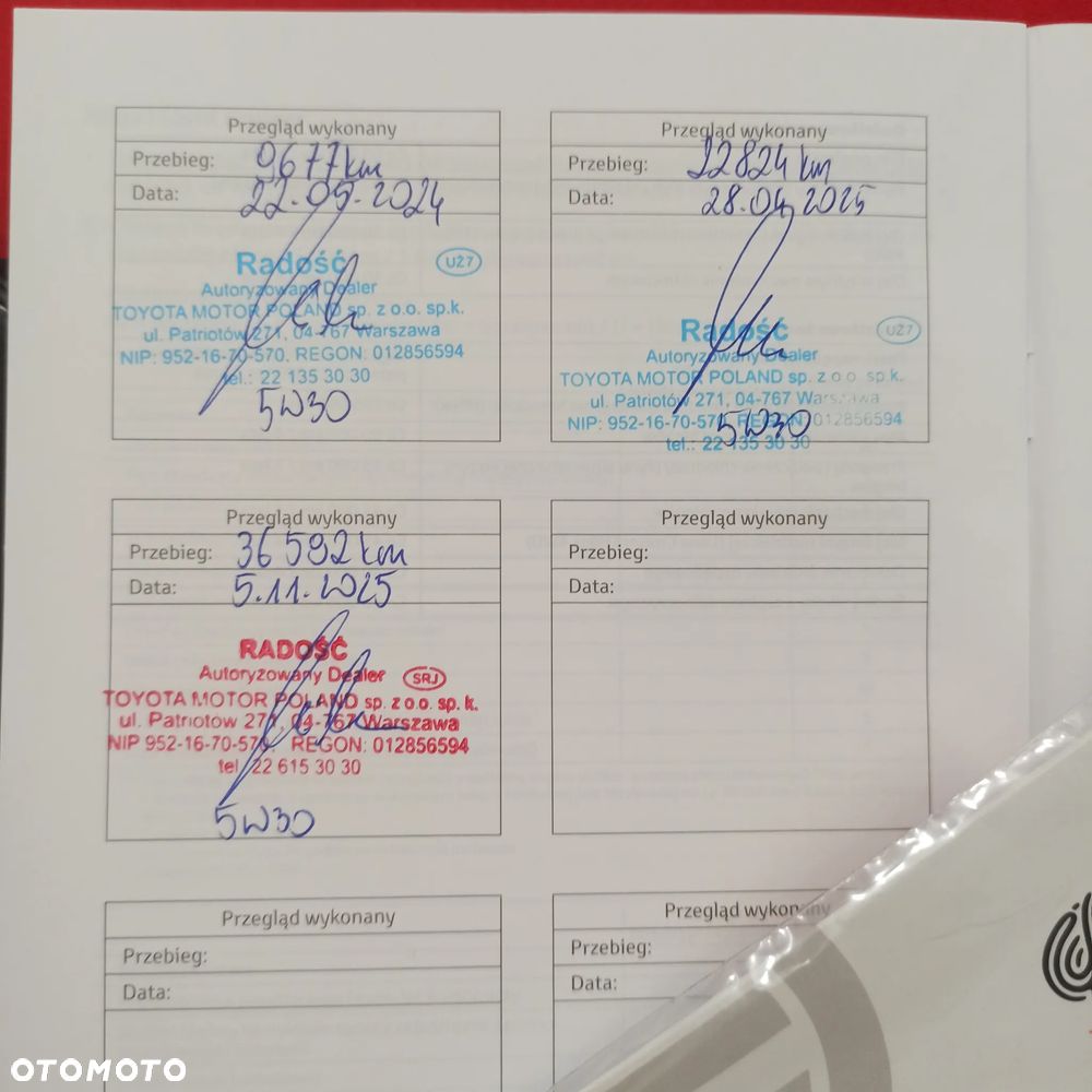 Toyota Corolla 1.8 Hybrid Executive - 16