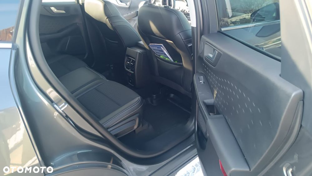 Ford Kuga 2.0 EcoBlue AWD Titanium X - 24