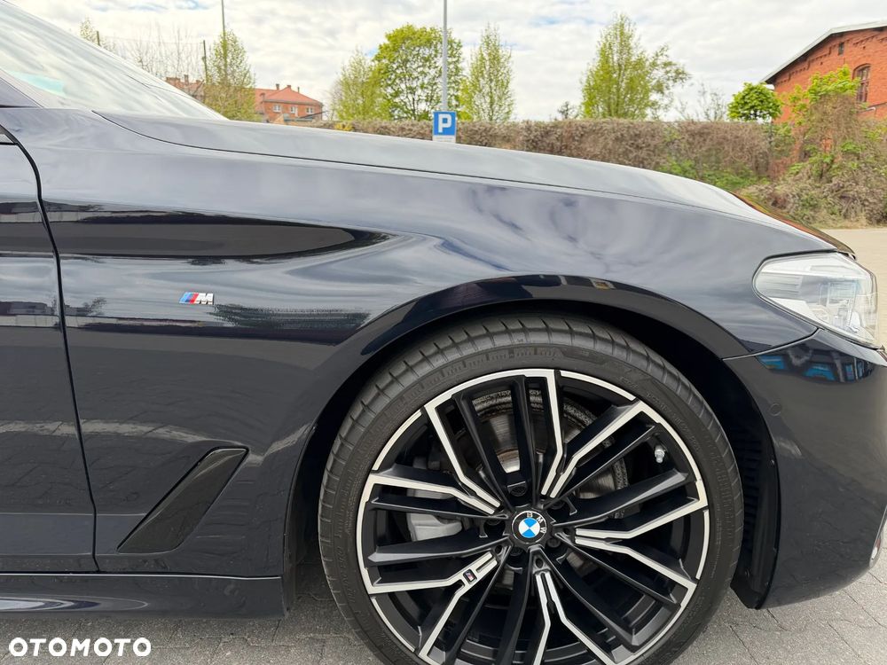BMW Seria 5 520d xDrive M Sport sport - 12