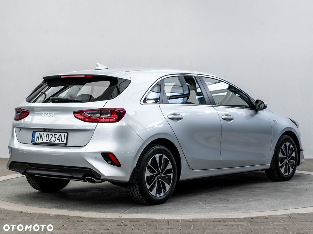 Kia Ceed 1.5 T-GDI M - 3