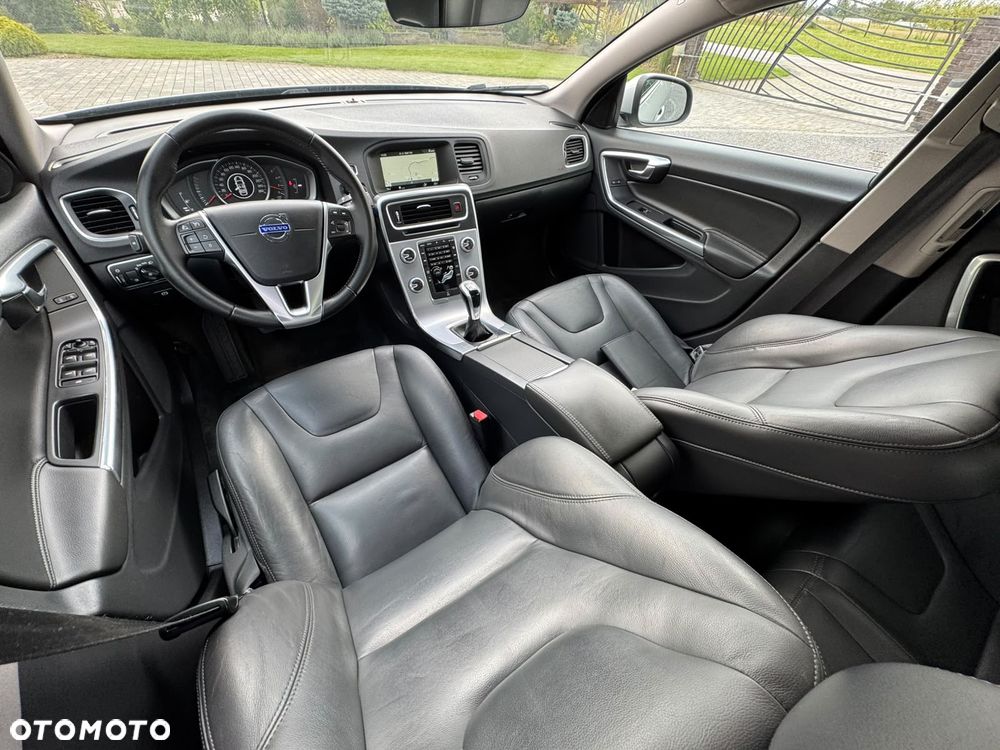 Volvo S60 D2 Momentum - 5