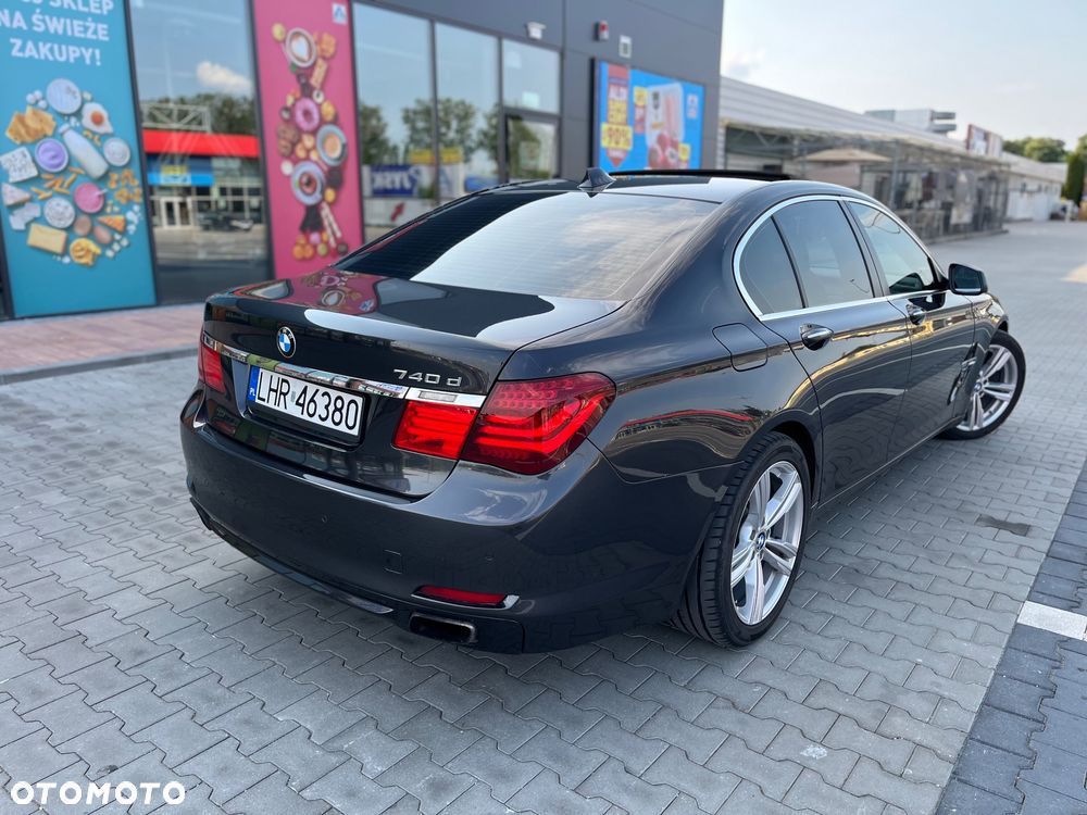 BMW Seria 7 740d - 4